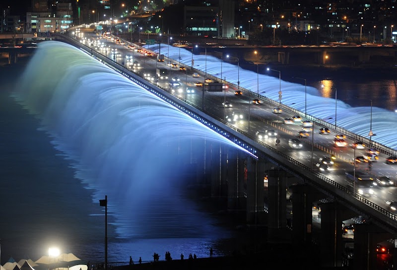 Banpo Bridge