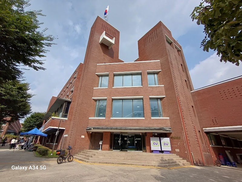 Duksung Women's University