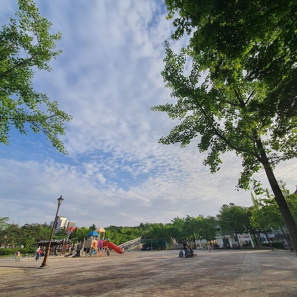 Bamgasi Park