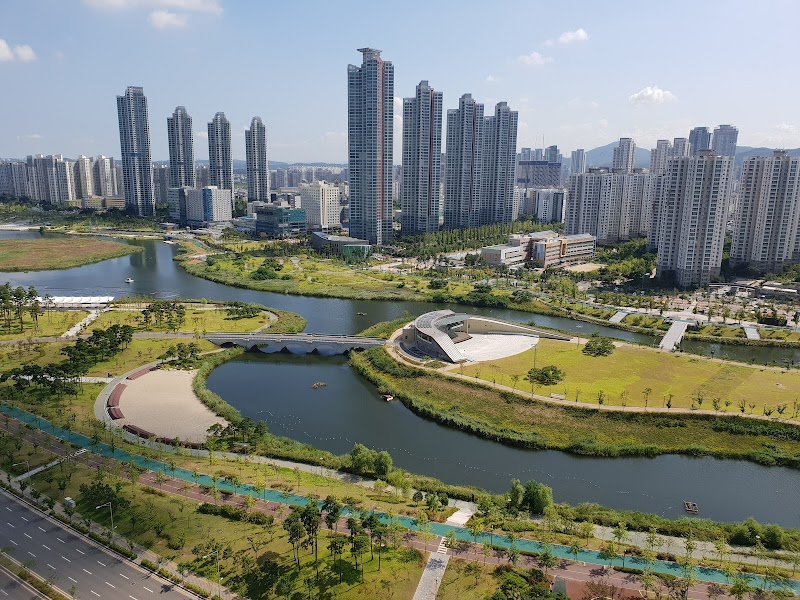 Cheongna Lake Park