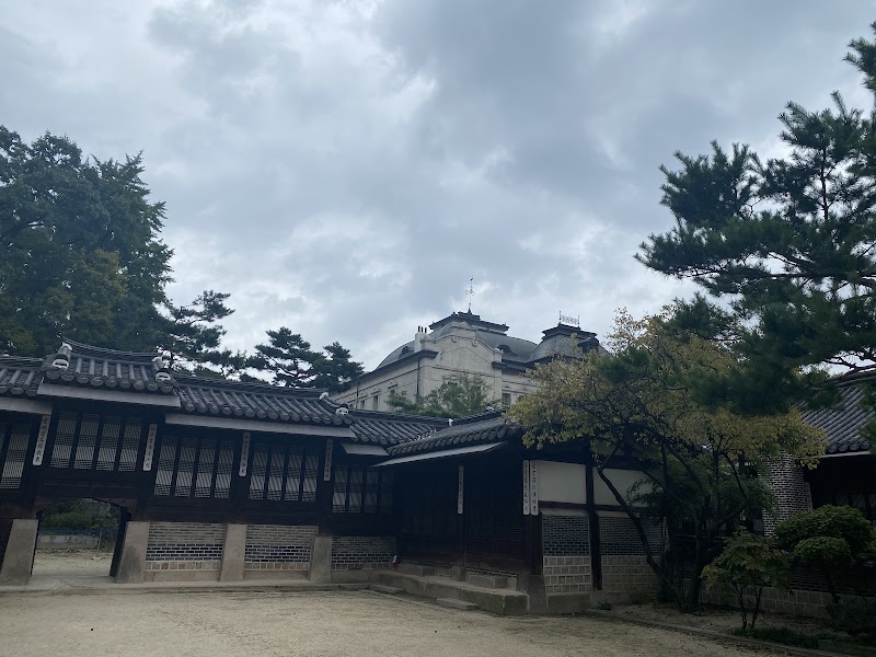 Unhyeongung Western-style Hall