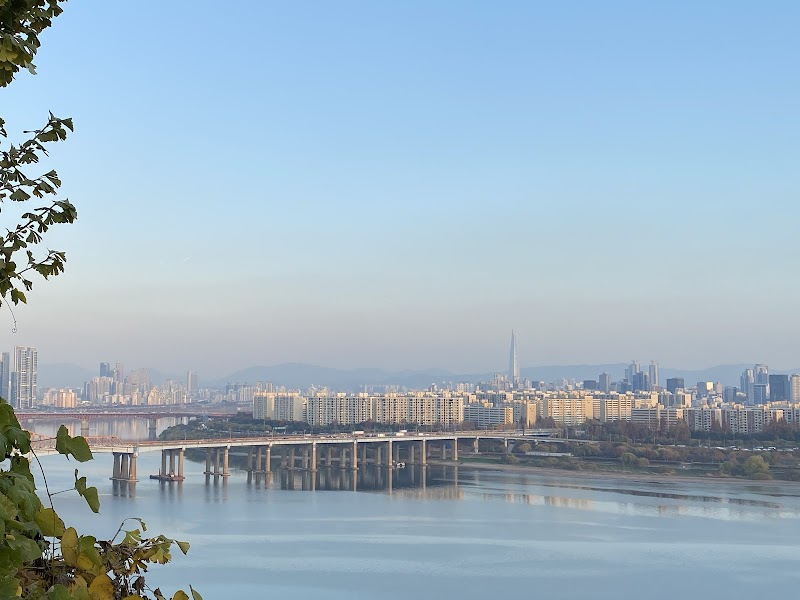 Dokseodang Children's Park