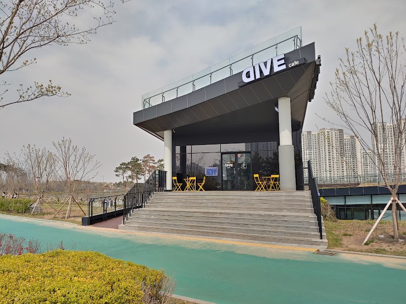 DIVE Cafe