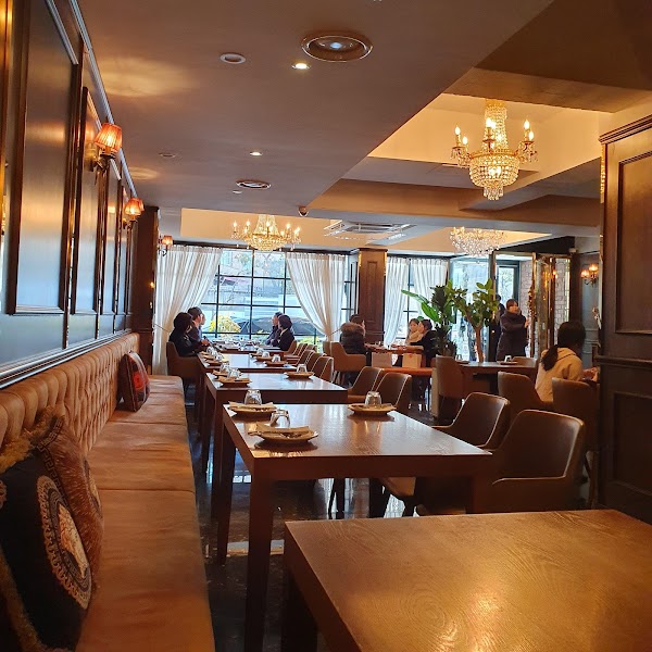 Vangundy Steak House