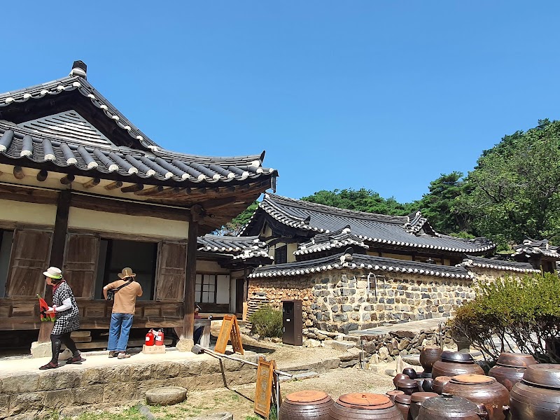 Myeongjae Old House
