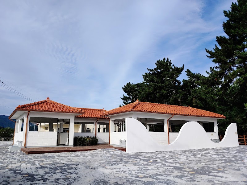 Maengbang Beach Campsite